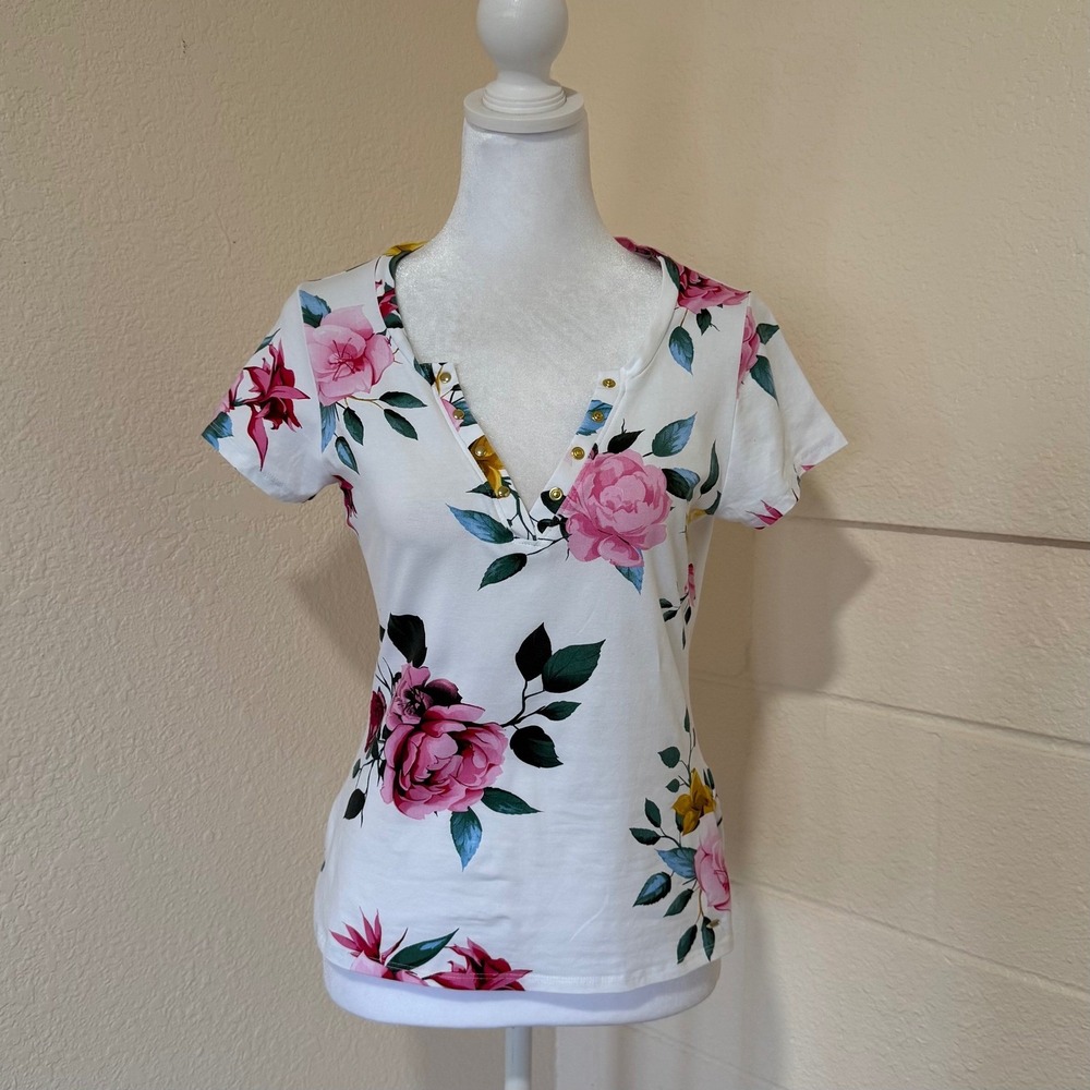 Guess Floral Henley Top Womens Size M White Pink Rose Gold Button V-Neck